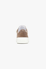 Signet – Almond