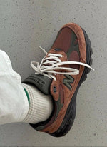 New Balance x Aimé Leon Dore 993 Brown - detalle en uso