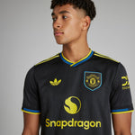 Manchester United Tercera Equipación 25-26