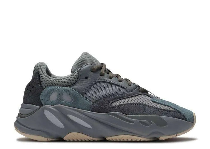 YEEZY BOOST 700 ‘TEAL BLUE’